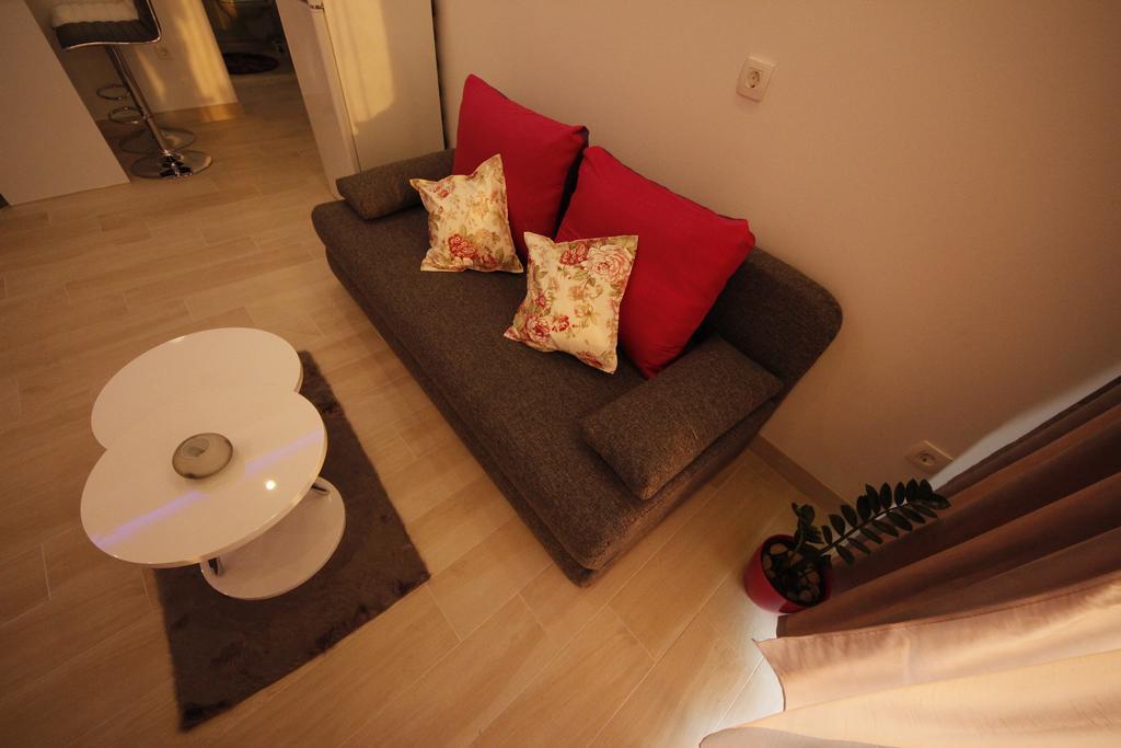Apartment Golden Dreams Подстрана Екстериор снимка